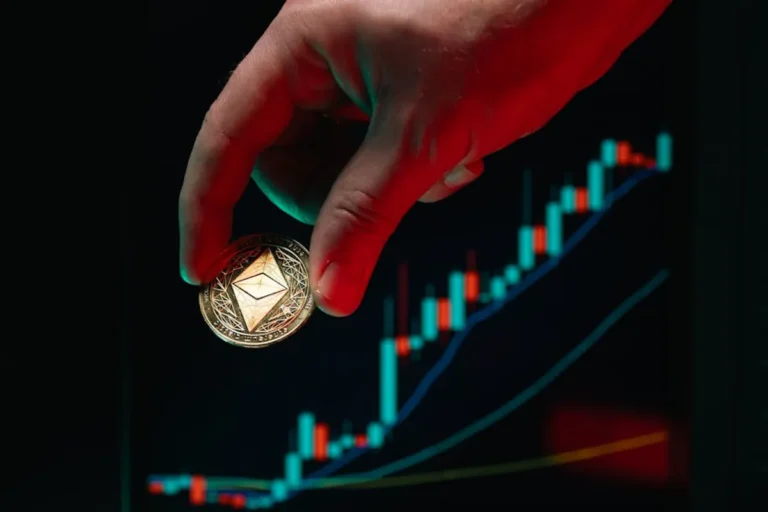 ETH Price: Market Guide, Price Drivers, Risks, and Outlook